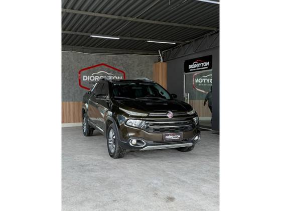FIAT TORO 2.0 16V TURBO DIESEL VOLCANO 4WD AT9